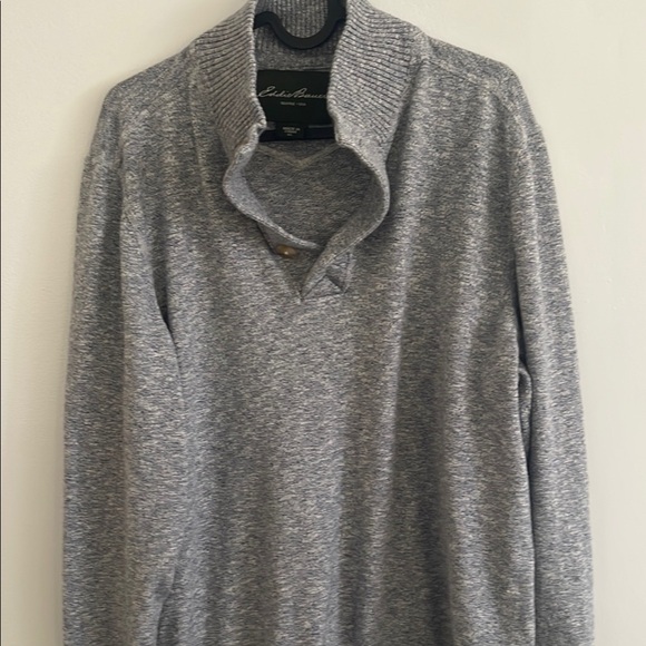 Eddie Bauer Gray Crewneck Sweater Relaxed Fit - Picture 1 of 4